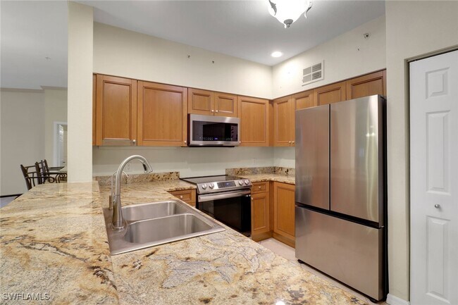 Building Photo - 20281 Estero Gardens Cir