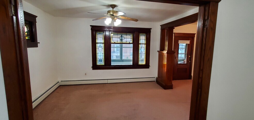 Building Photo - 368 Winola Ave