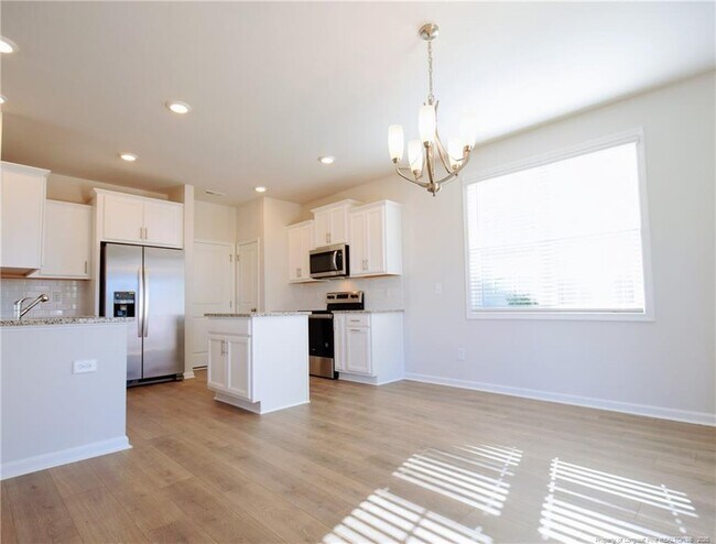 Building Photo - 331 Brentmoor Dr