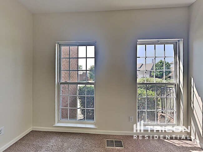 Building Photo - 2608 Peabody Ct