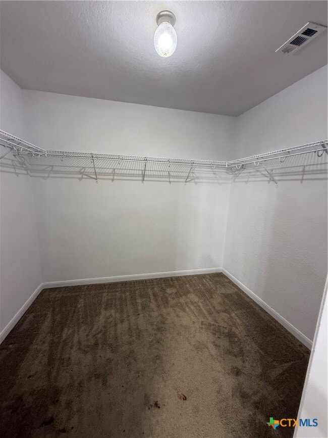 Building Photo - 426 Wind Gust