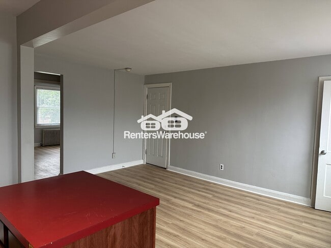 Building Photo - 1312 Dartmouth Ave