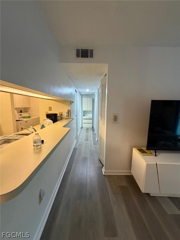 Building Photo - 9570 Green Cypress Ln