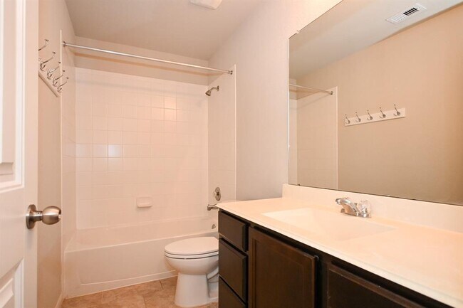 Building Photo - 29354 Dunns Creek Ct