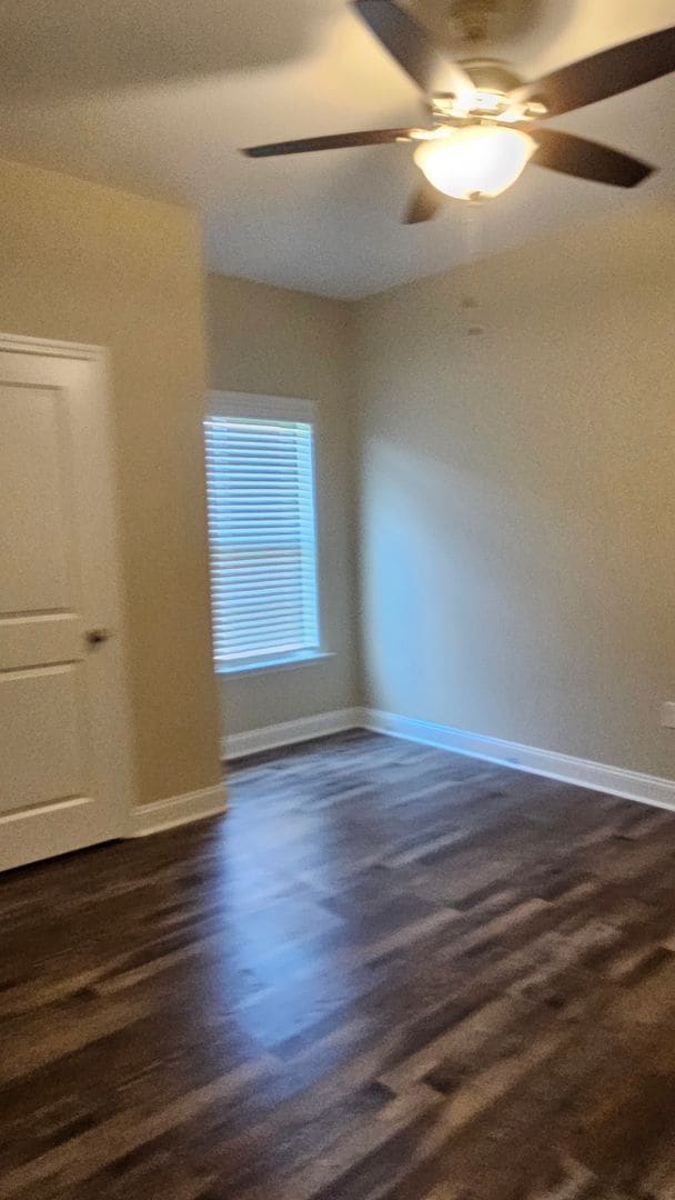 Building Photo - Knights Landing four bedroom home