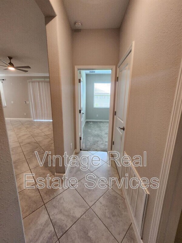 Building Photo - 25188 Lambrusco Loop