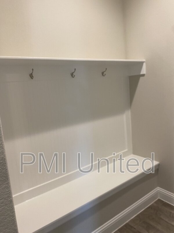 Building Photo - 11525 Nicholson Ln