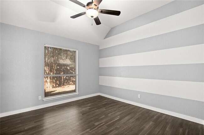 Building Photo - 316 Poppy Cove