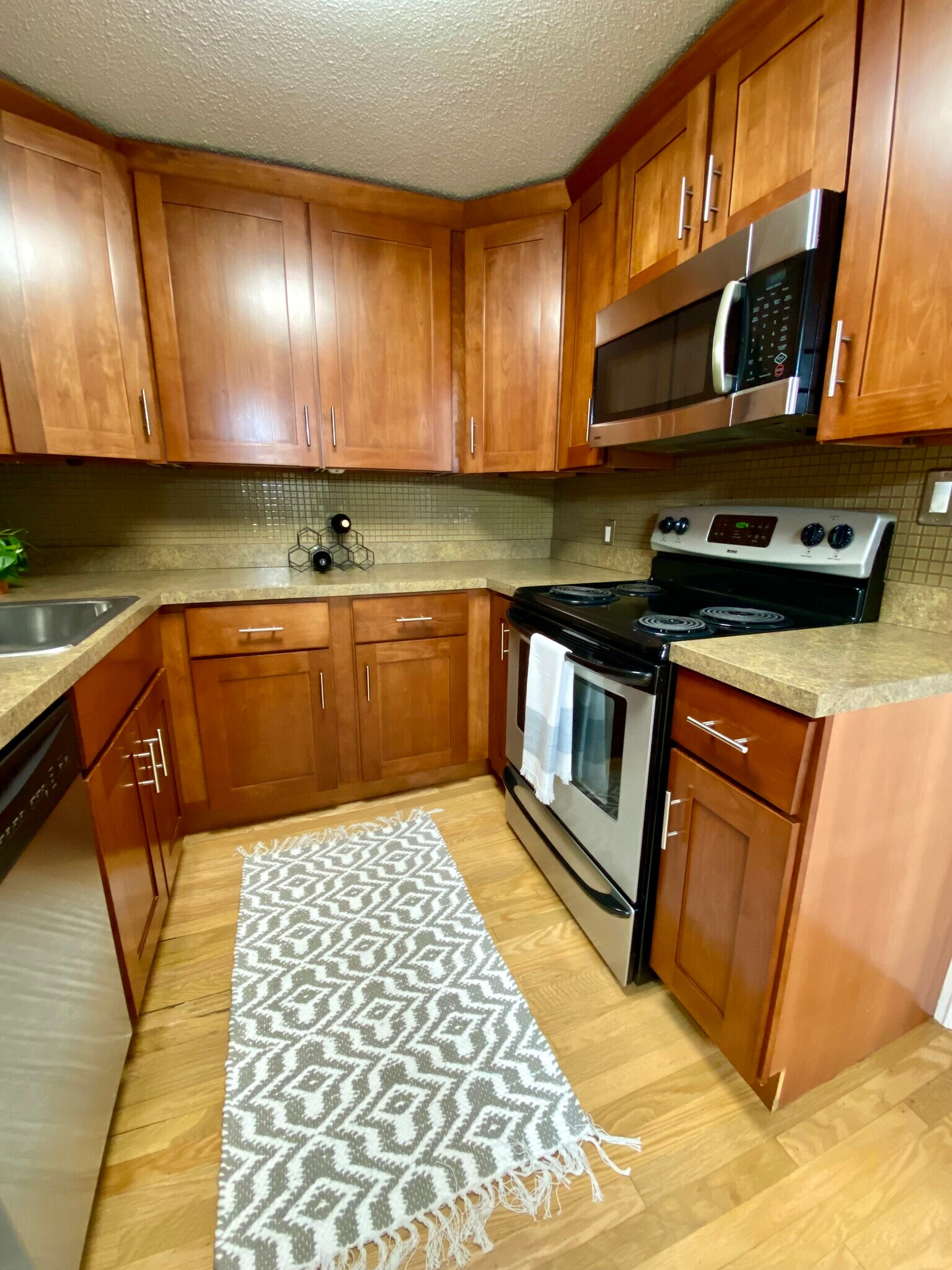 Building Photo - 3 Silvestri Cir