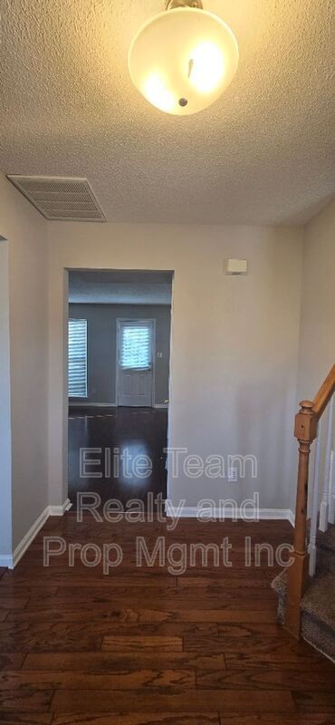 Building Photo - 14109 Southbridge Forest Dr