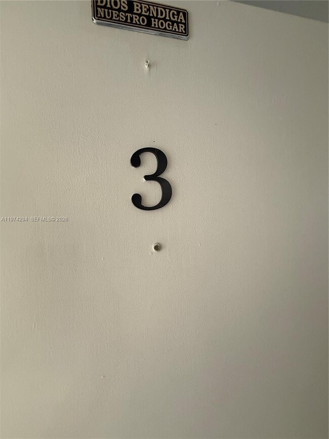 Building Photo - 1853 SW 17th St