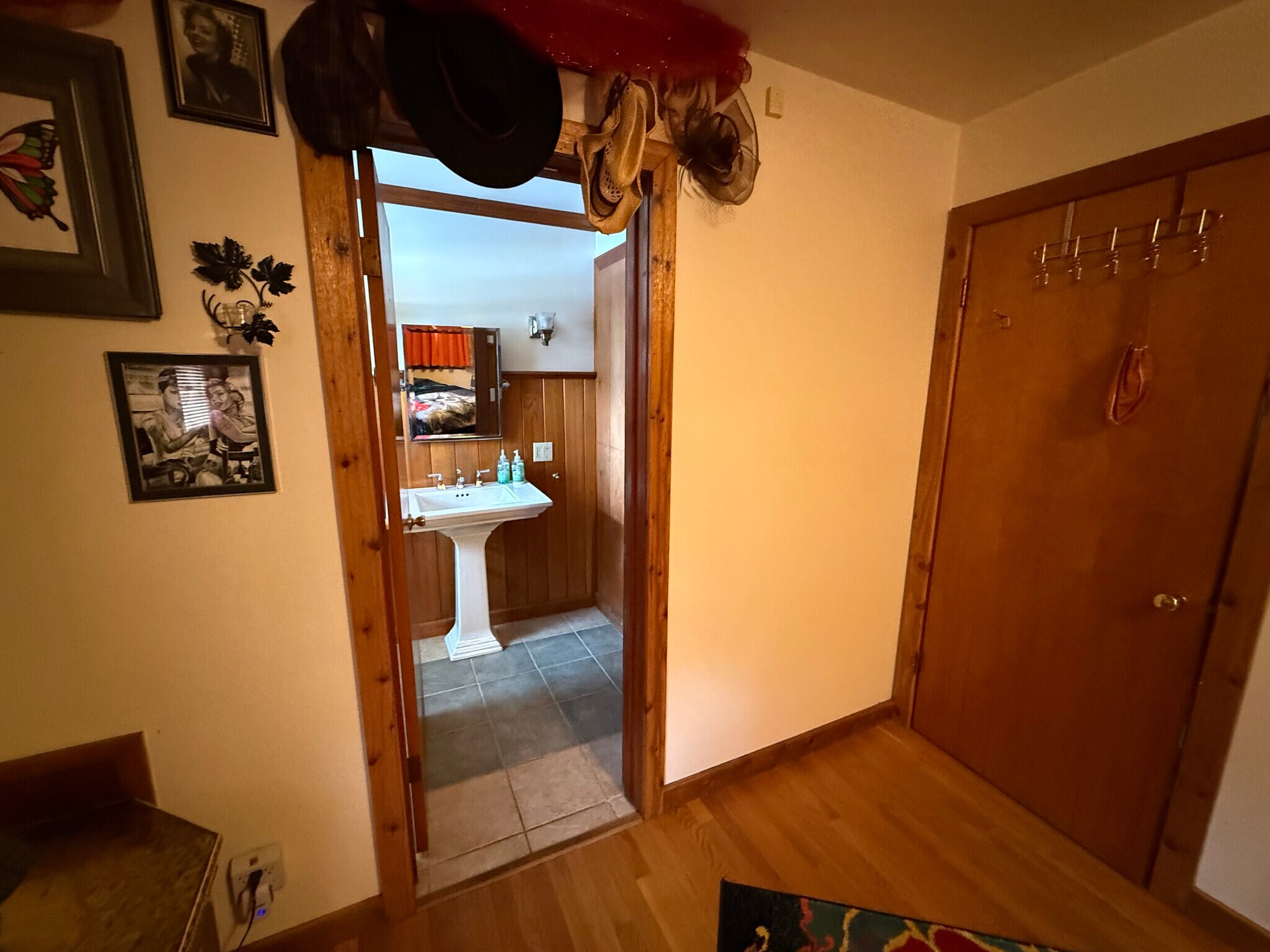 Building Photo - 32275 Center St