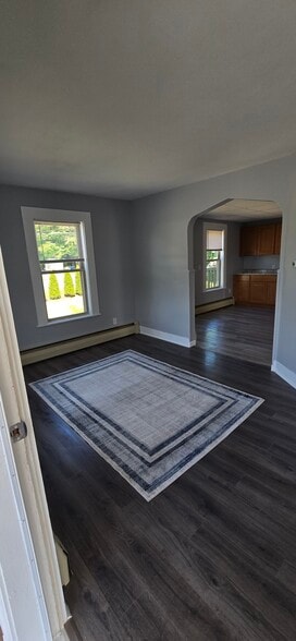 Building Photo - 257 Webber Ave