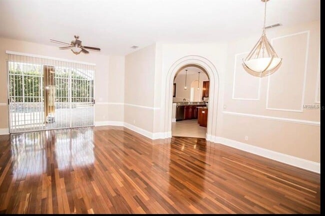 Building Photo - 2620 Millhopper Ave