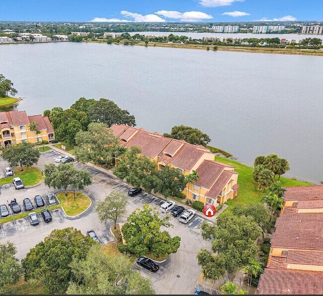 Building Photo - 2341 NW 33rd St