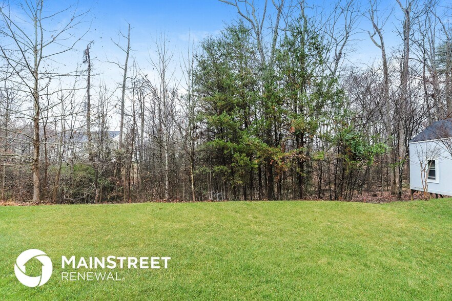 Building Photo - 1901 Savannas Run Dr