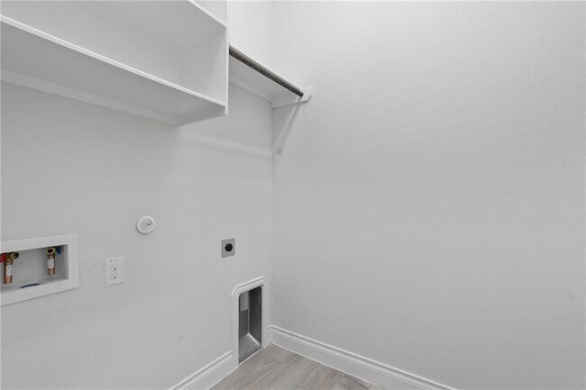 Building Photo - 209 Magdalene Way