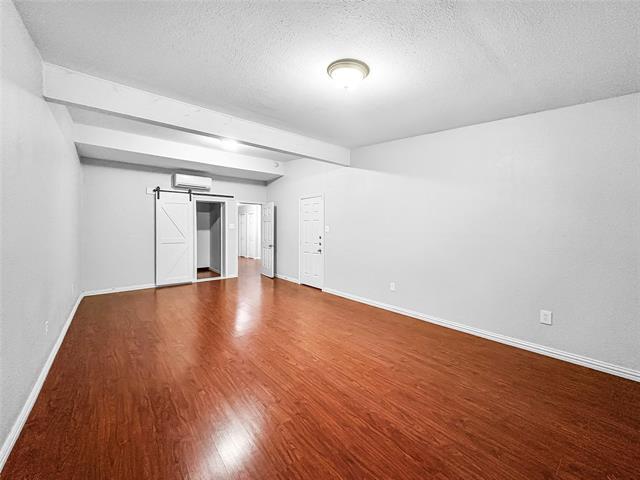 Building Photo - 8802 Deerwood Dr