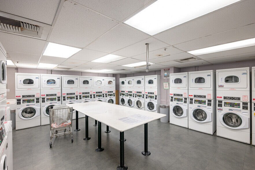 Laundry - 2160 Century Park E