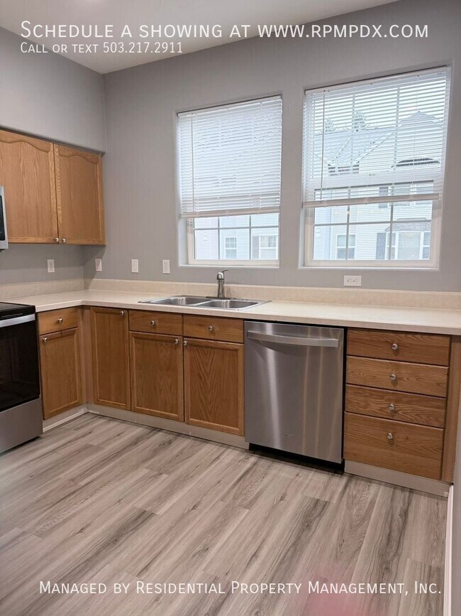 Building Photo - 14320 SW Cougar Ridge Dr