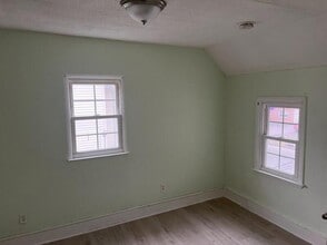 Building Photo - 195 Campbell Park