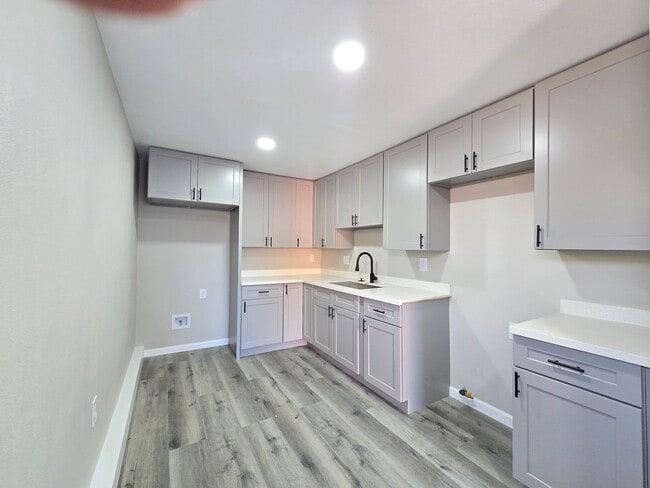 Primary Photo - Modern 1-Bedroom 1-bathroom ADU guest hous...