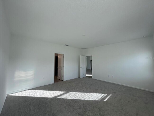 Building Photo - 12419 NW 139th Dr