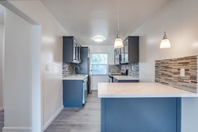 Interior Photo - 6307 8th Ave