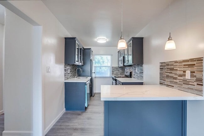 Building Photo - 6309 8th Ave