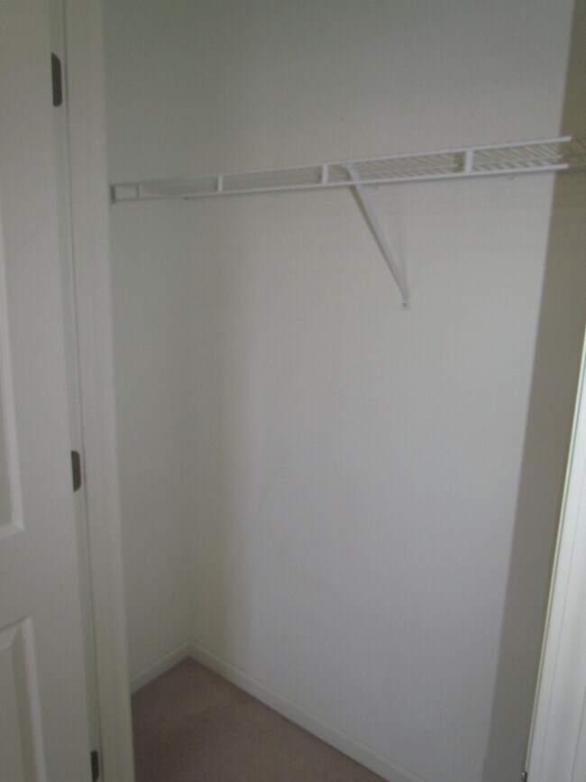 Building Photo - 15908 Tracker Ln