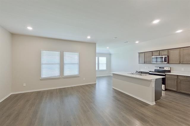 Building Photo - 848 Glover Dr