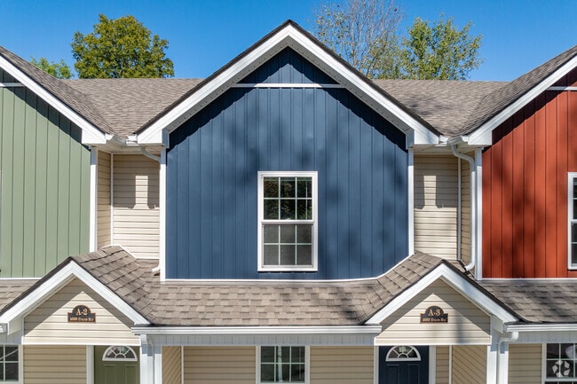 Building Photo - 1655 Evans Rd
