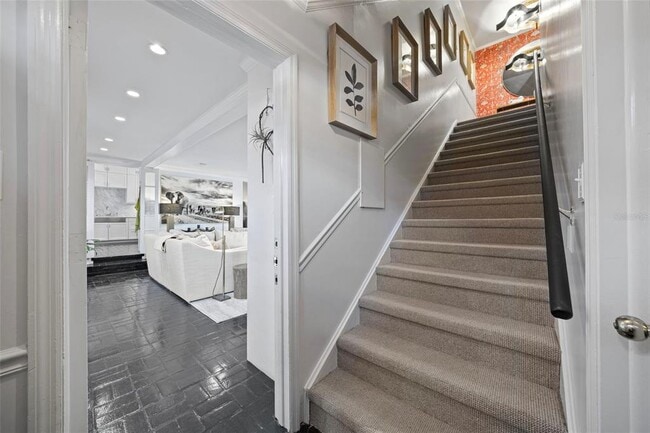 Building Photo - 3301 W Morrison Ave