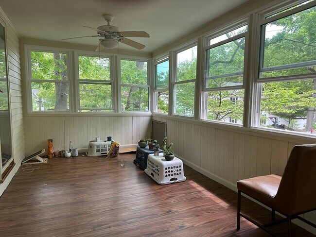 Building Photo - 263 Auburndale Ave