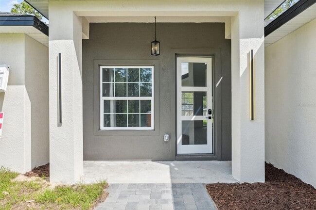 Building Photo - 14930 SW 66th Ave