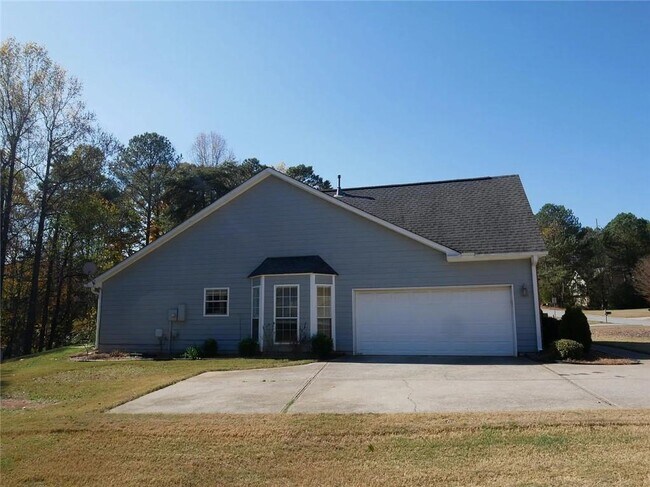 Building Photo - 5440 Windcrest Ln