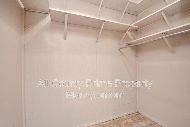 Building Photo - 19214 Cypress River Dr