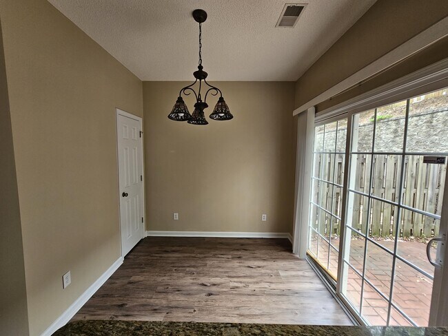 Building Photo - 105 Tuscany Ct