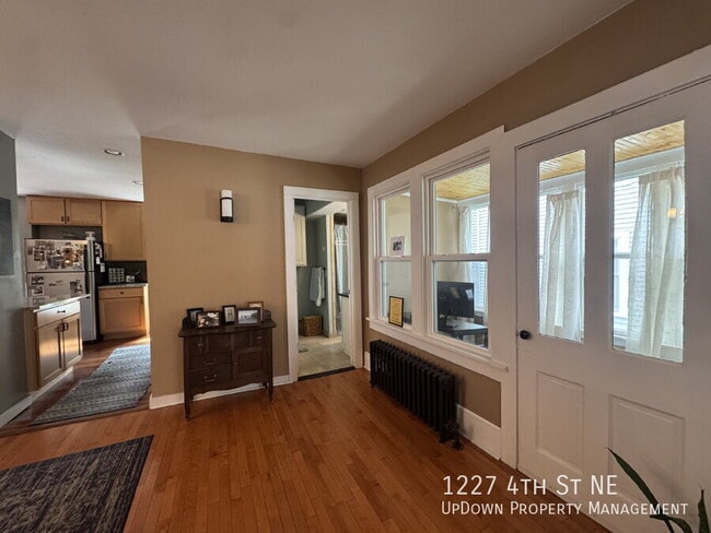 Building Photo - 1227 4th St NE
