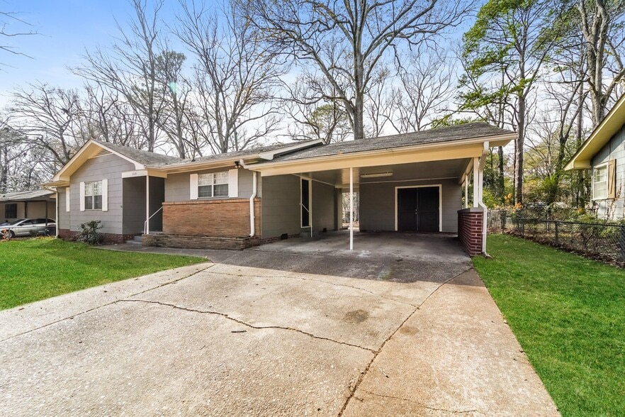 Building Photo - 3135 Bilgray Dr