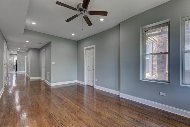 Building Photo - 6723 S Chappel Ave