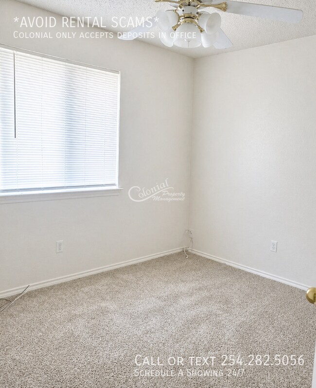 Building Photo - 5313 Teal Dr