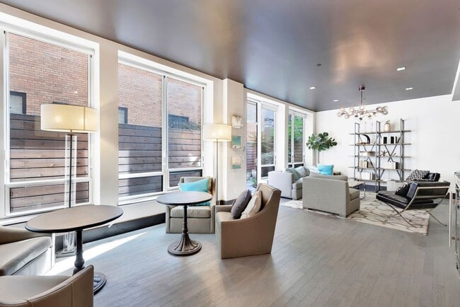Building Photo - 432 W 52nd St