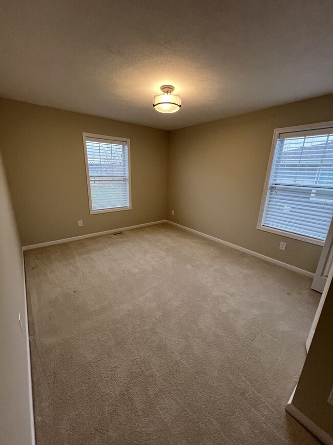 Building Photo - 2738 Kittansett Dr