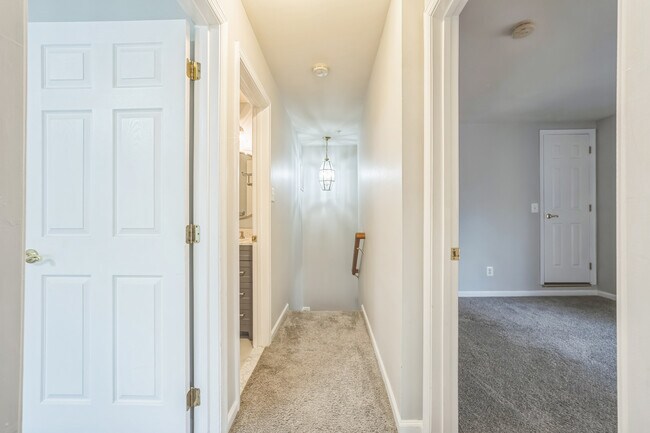 Building Photo - 4647 Red Admiral Way