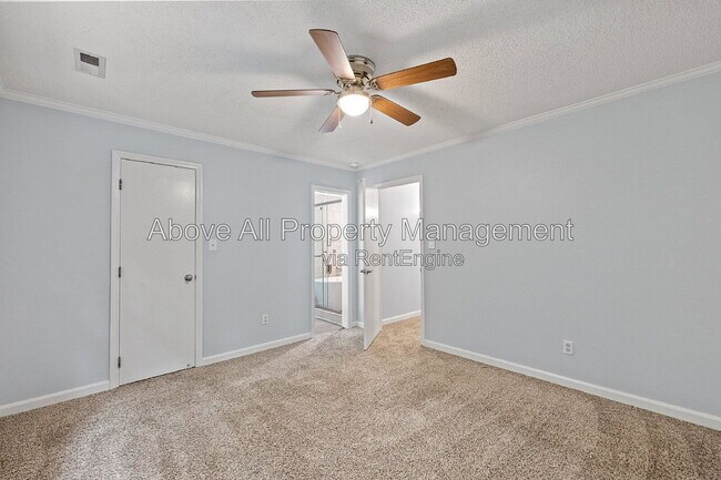 Building Photo - 207 Bay Dr