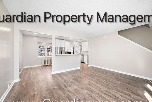 Building Photo - Bde Maka Ska Town Home, Just Renovated , G...