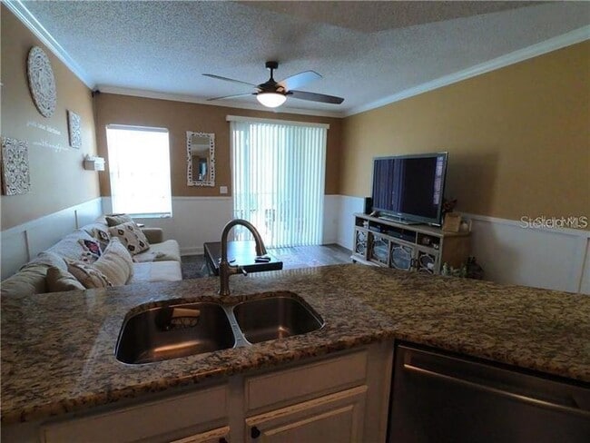 Building Photo - 5450 Bentgrass Dr