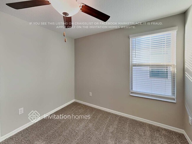 Building Photo - 15618 Greenleaf Bay St