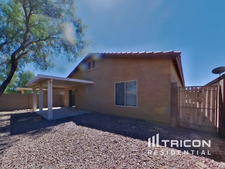 Building Photo - 792 E Horizon Heights Dr